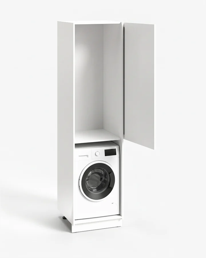 Witte wasmachinekast van 65 cm breed en 250 cm hoog, met een wasmachine in het open vak onderin, een vast schap erboven en de deur daarboven open.